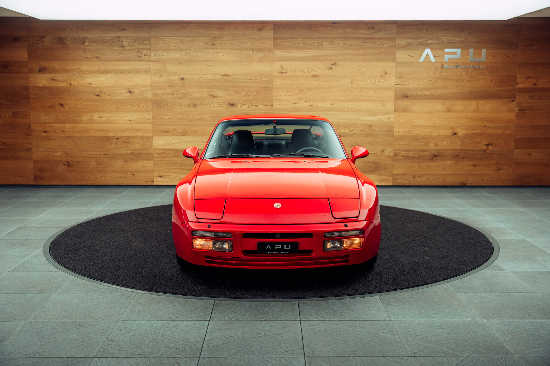 PORSCHE 944 Turbo Coupé-image-14