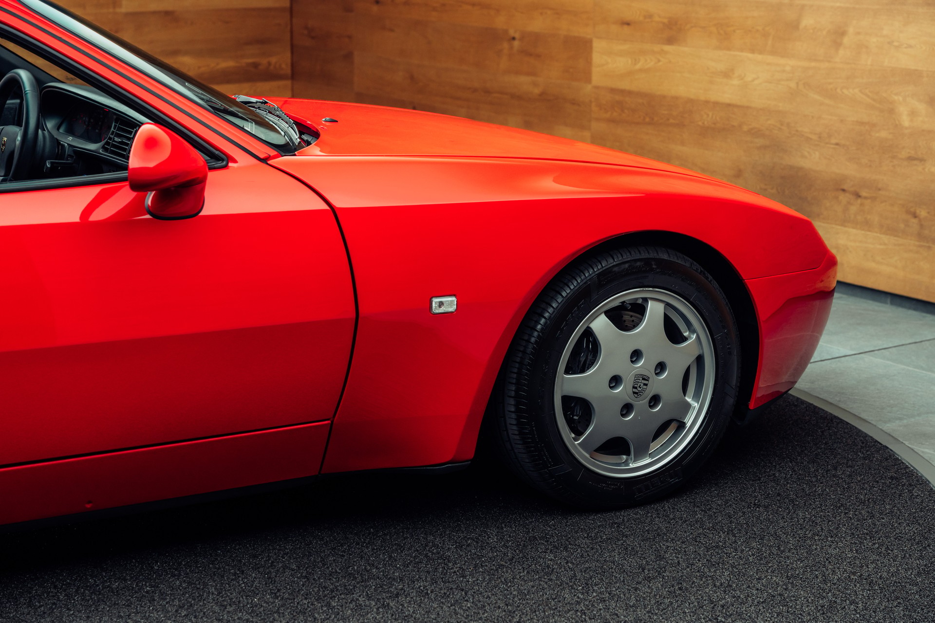 PORSCHE 944 Turbo Coupé-image-17