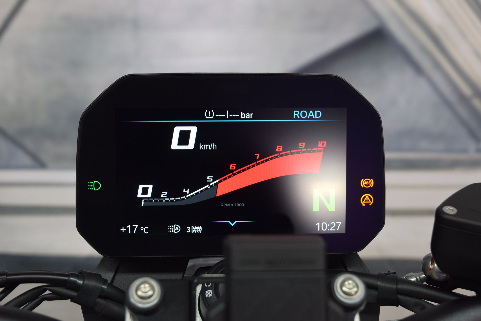 BMW F 900 R Sport Vollausstattung - 5 Jahre Garantie!-image-8