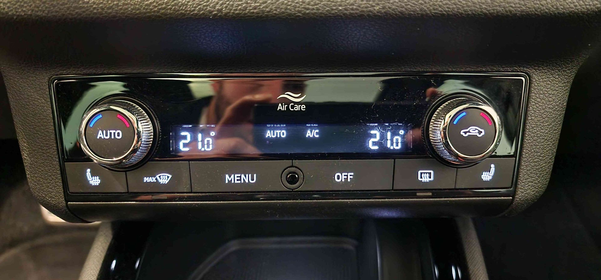 SKODA Kamiq 1.0 TSI Monte Carlo DSG-image-10