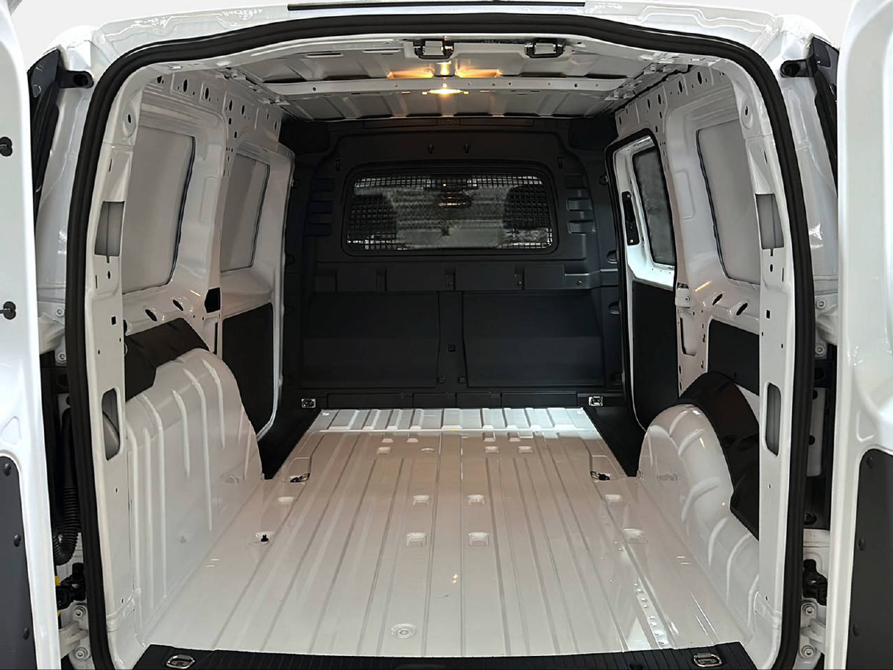 FORD Grand Transit Connect Kaw. 2.0 EcoBlue 122 Trend-image-12