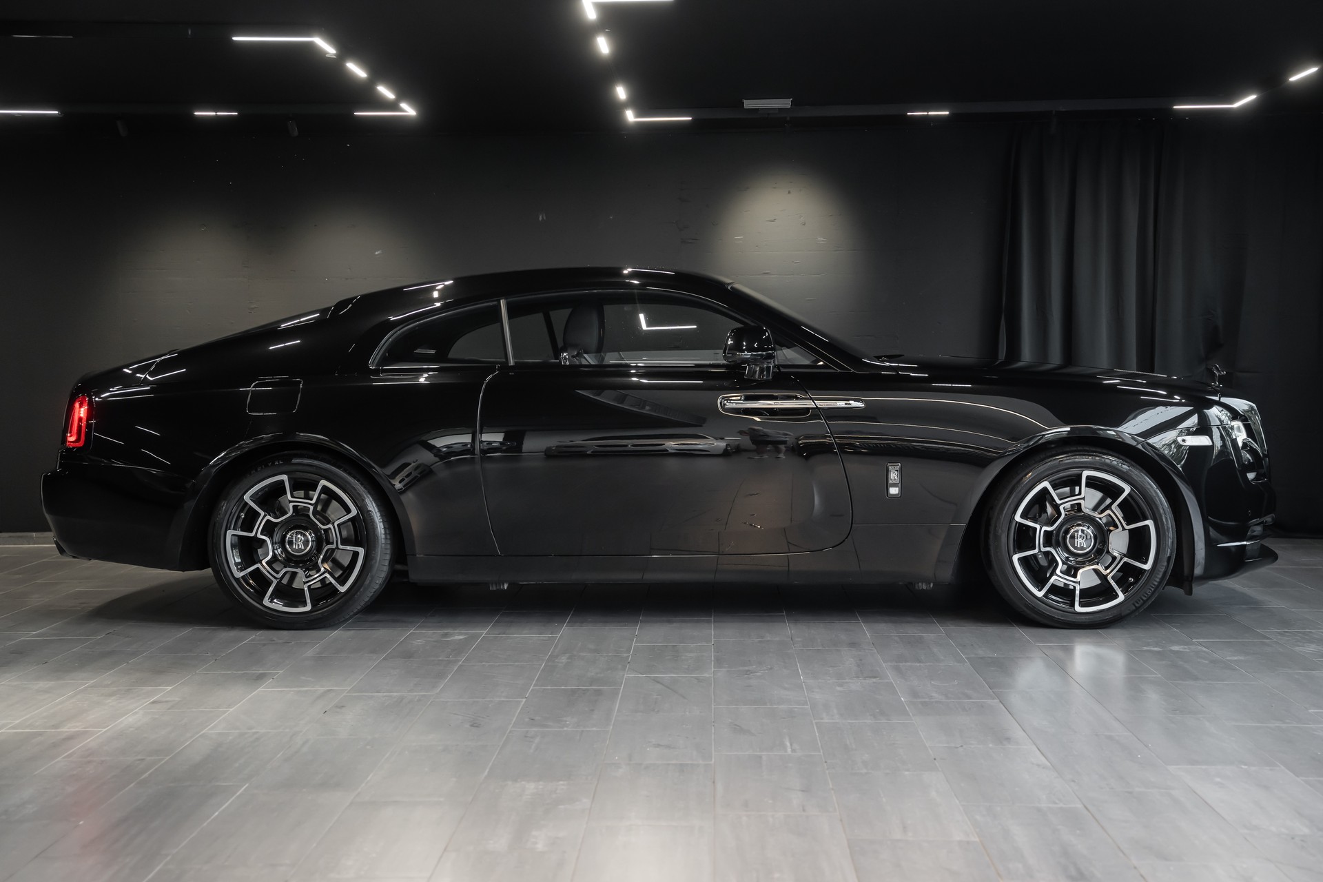 ROLLS-ROYCE Wraith 6.6V12 BlackBadge-image-2