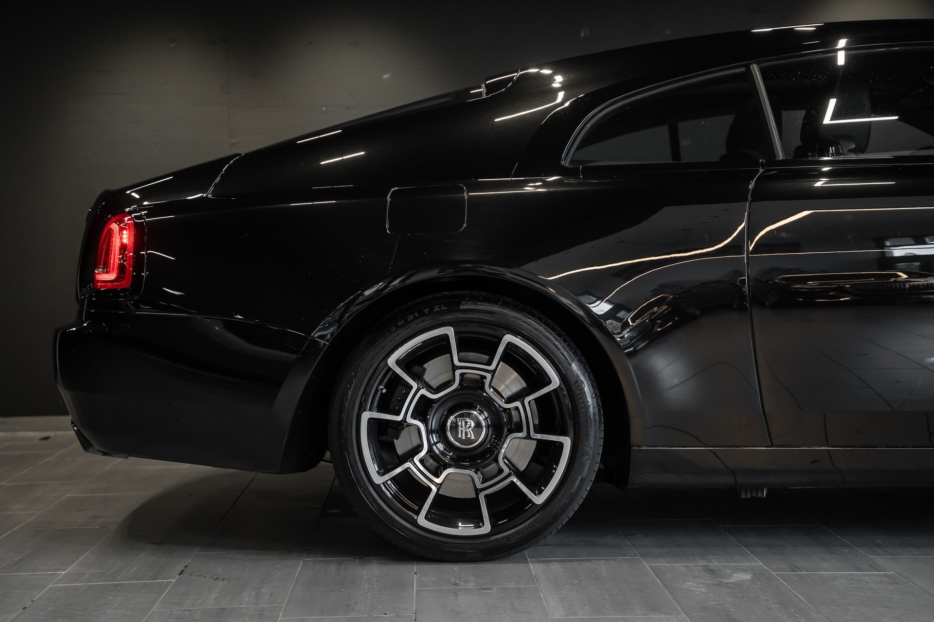 ROLLS-ROYCE Wraith 6.6V12 BlackBadge-image-4