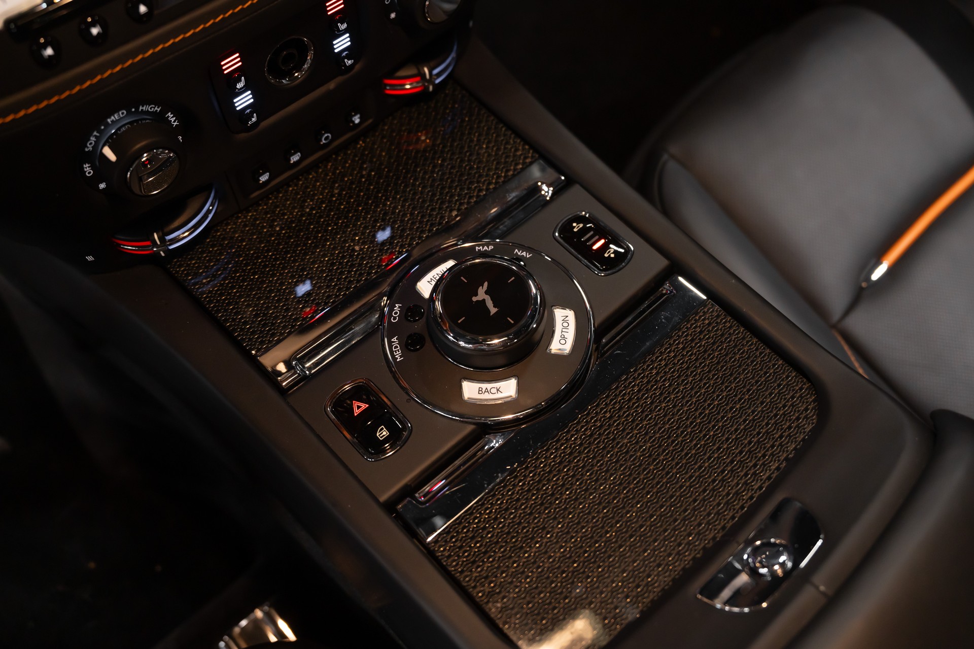 ROLLS-ROYCE Wraith 6.6V12 BlackBadge-image-14
