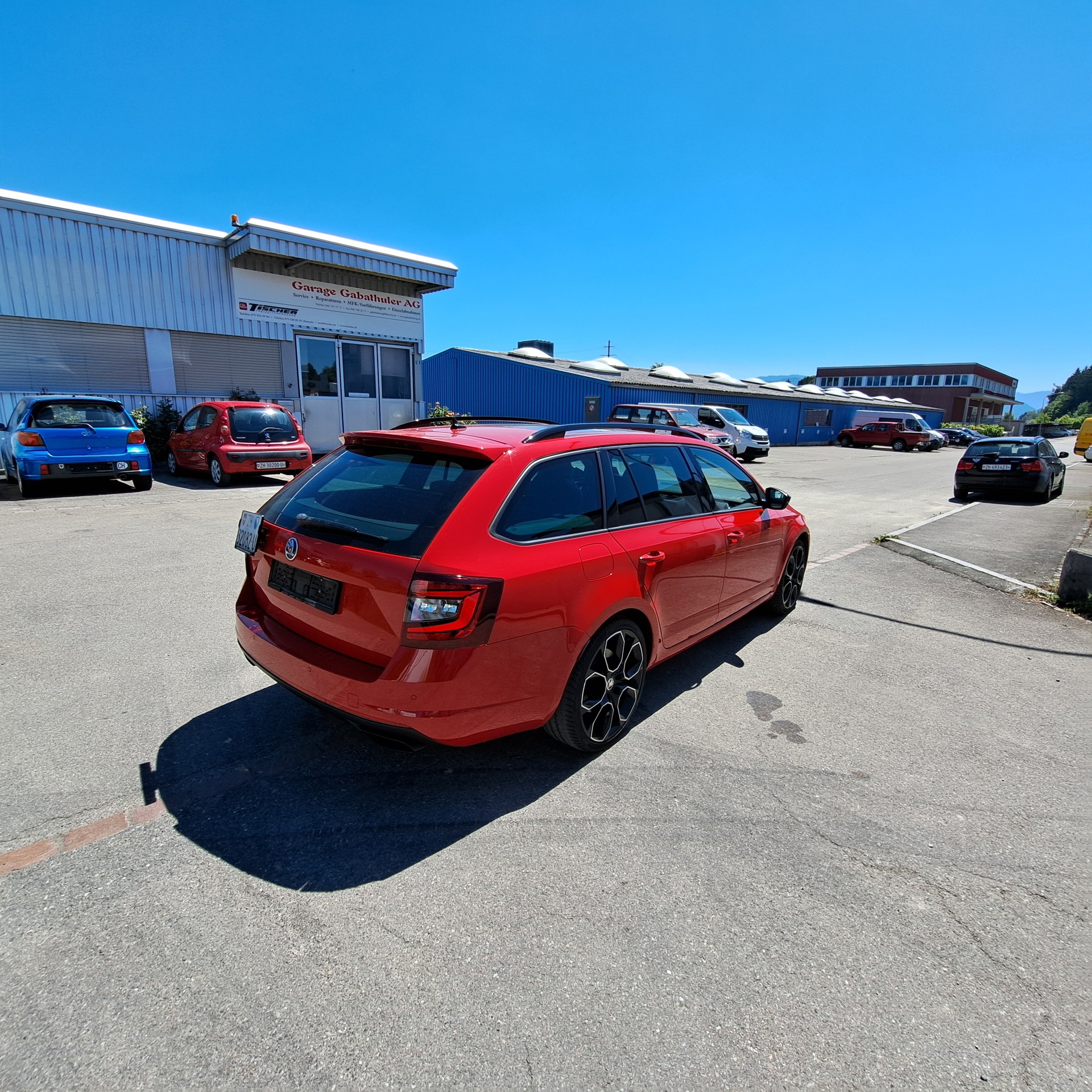 SKODA Octavia Combi 2.0 TSI RS 245 DSG-image-2
