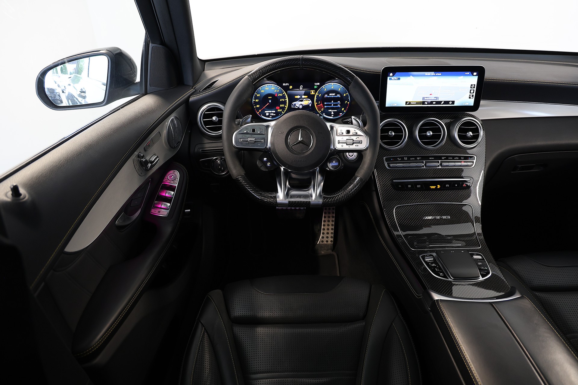 MERCEDES-BENZ GLC 63 S AMG 4Matic 9G-Tronic-image-8