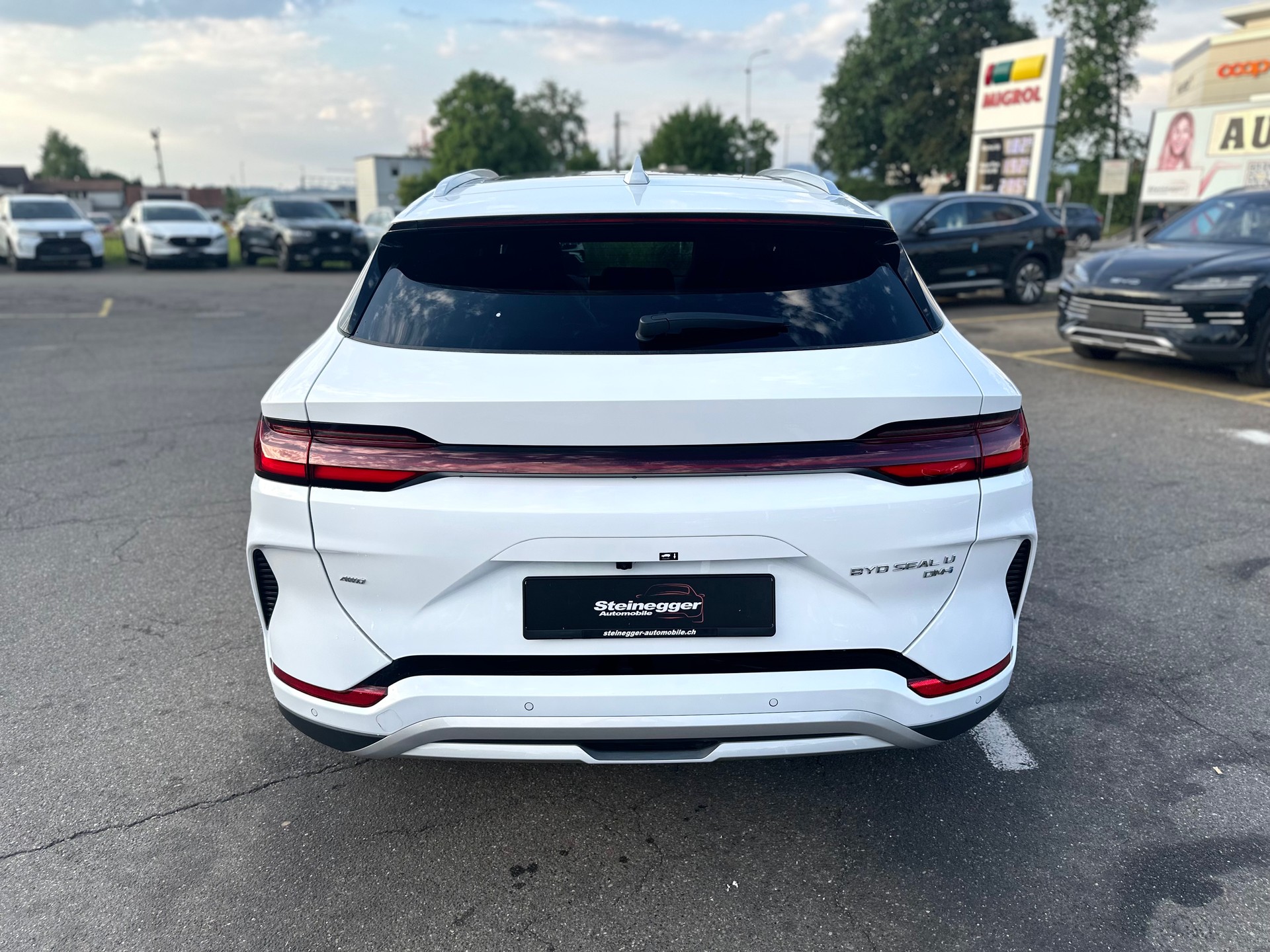 BYD Seal U DM-i Design AWD ° Vollausstattung ° Sofort °-image-9
