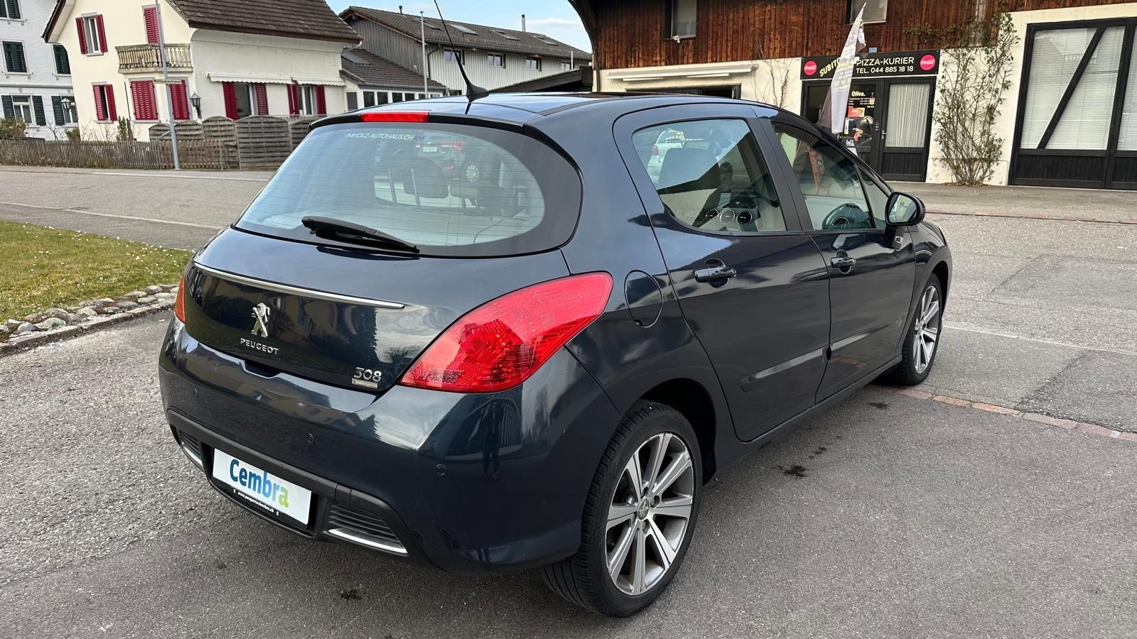 PEUGEOT 308 1.6 16V Turbo Allure Automatic-image-4
