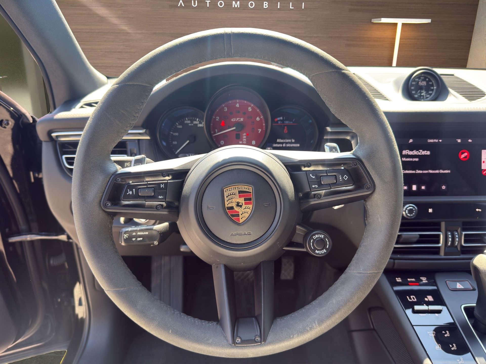 PORSCHE Macan GTS PDK-image-9