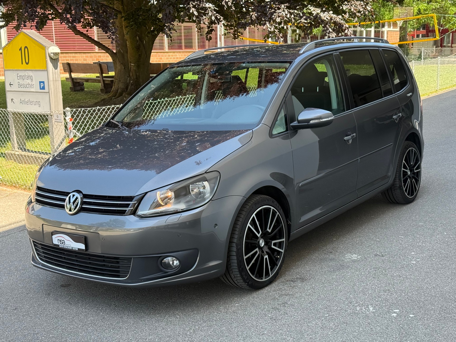VW Touran 1.4 TSI Comfortline DSG-image-1