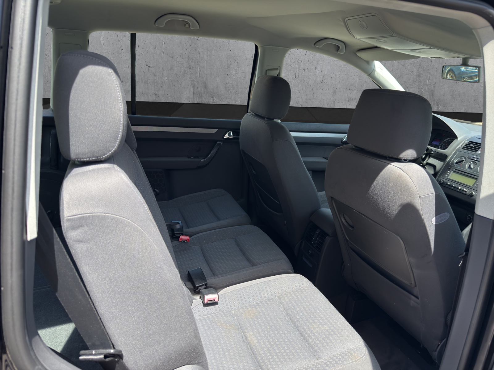 VW Touran 1.6 FSI Highline-image-14