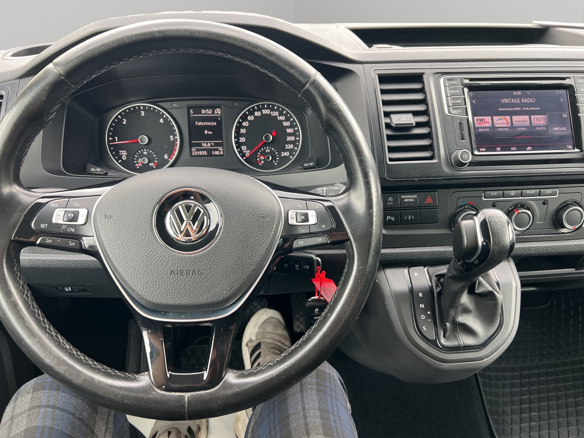 VW T6 Caravelle 2.0 Bi-TDI Comfortline 4Motion DSG-image-12