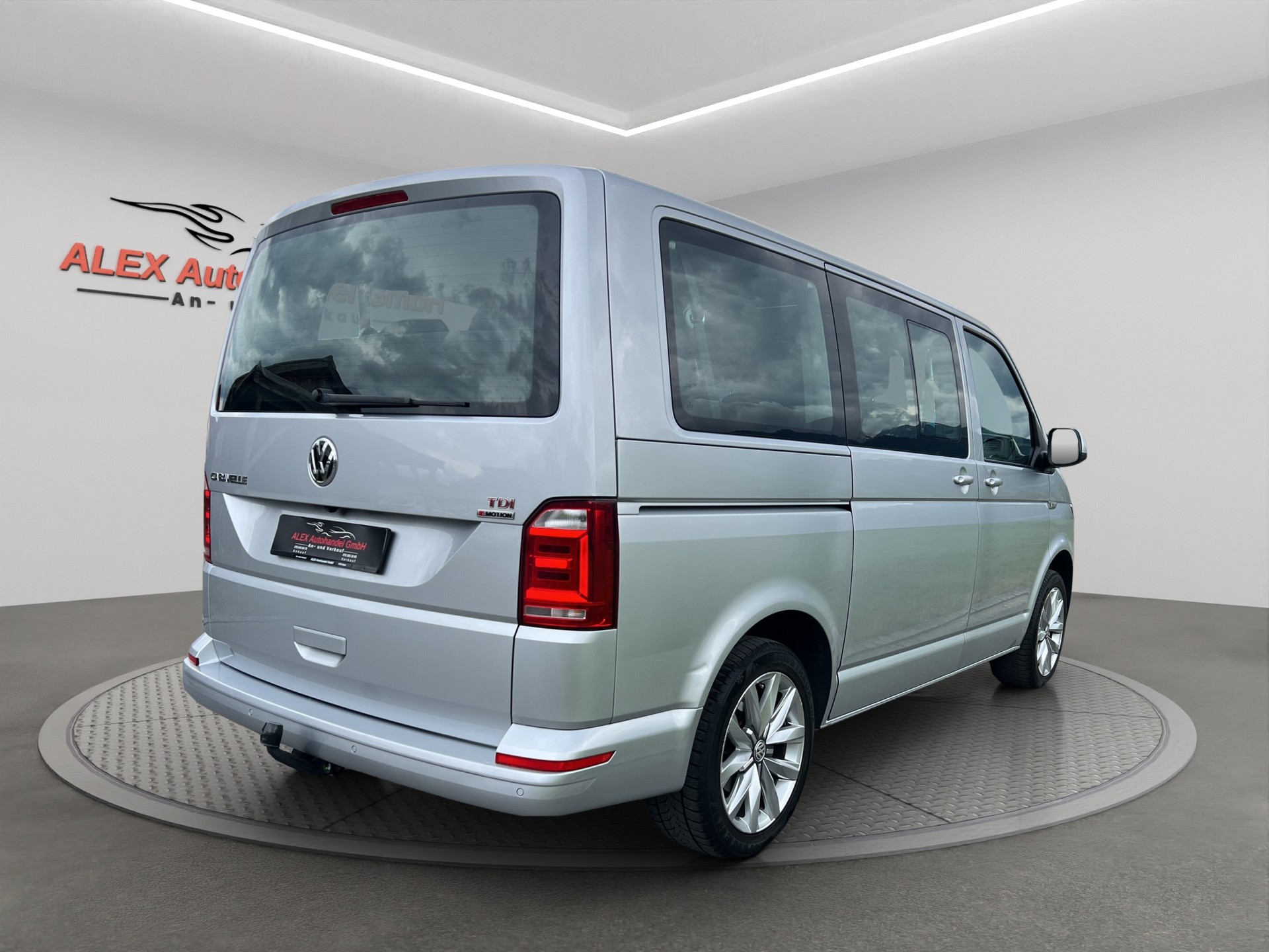 VW T6 Caravelle 2.0 Bi-TDI Comfortline 4Motion DSG-image-5