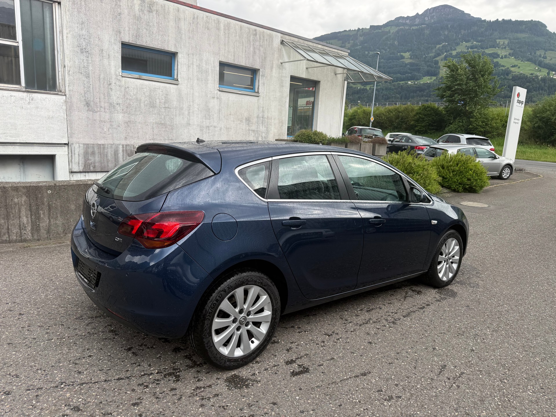OPEL Astra 2.0 CDTi Cosmo Automatic-image-18
