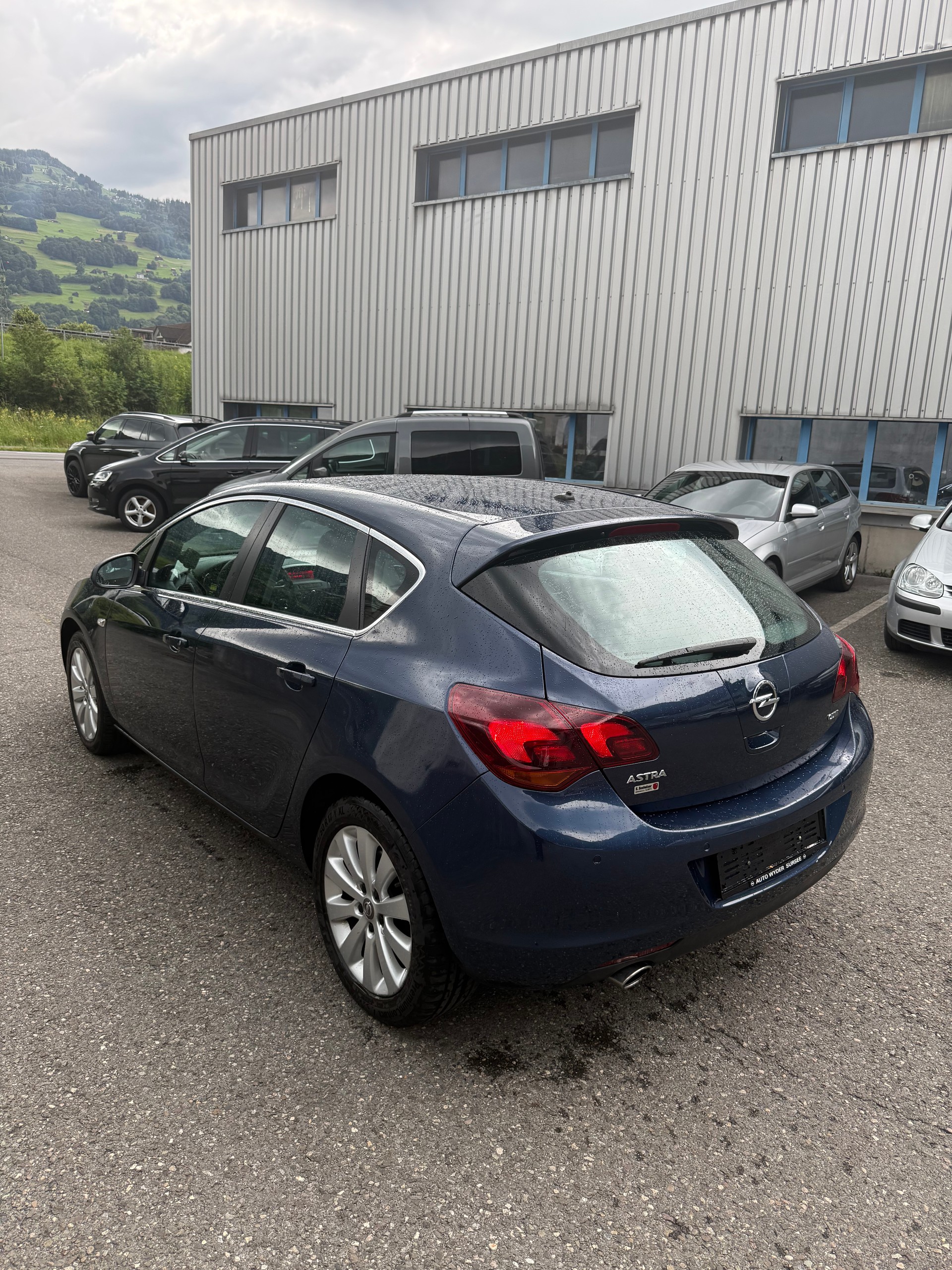 OPEL Astra 2.0 CDTi Cosmo Automatic-image-13