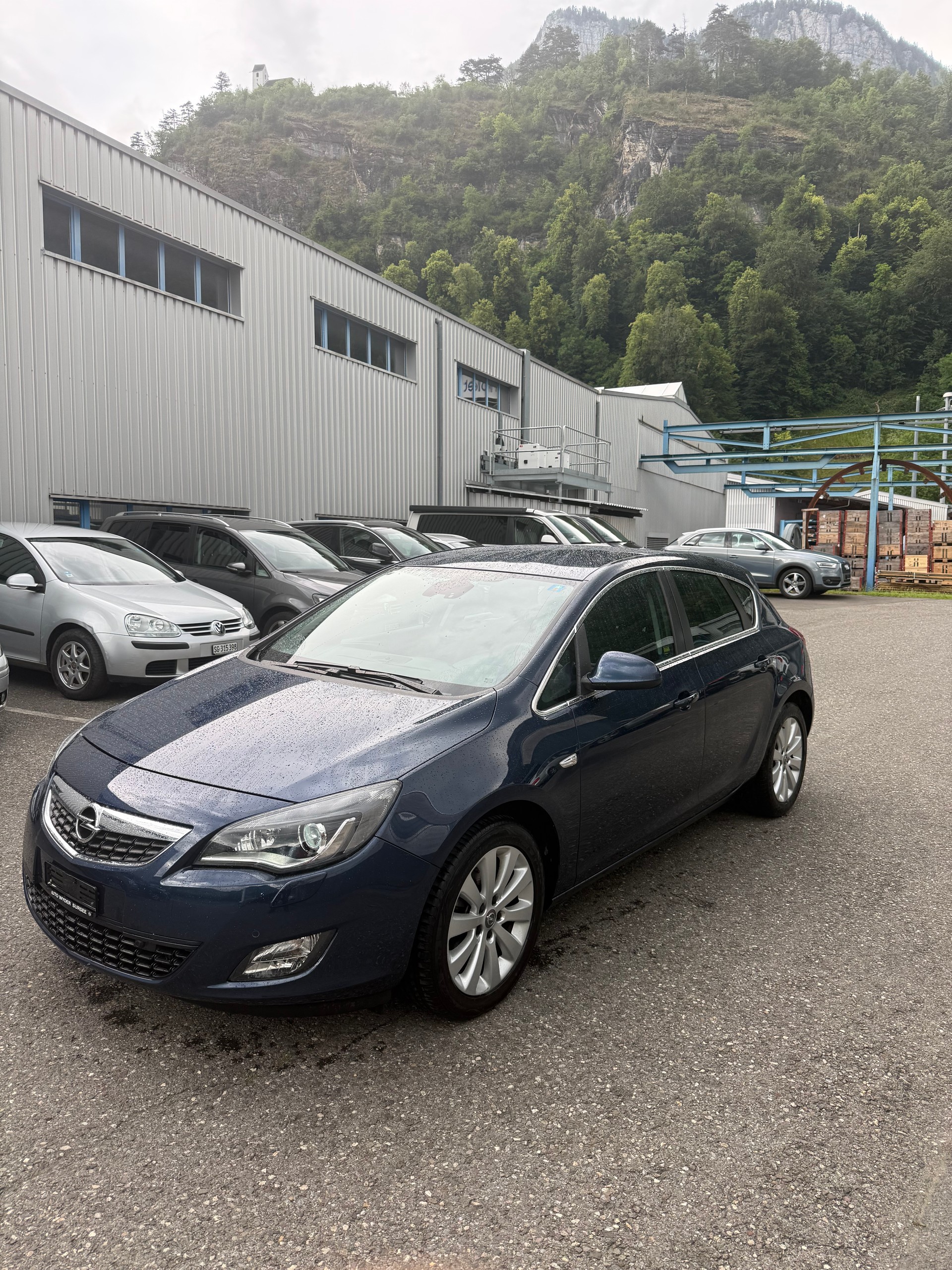 OPEL Astra 2.0 CDTi Cosmo Automatic-image-4
