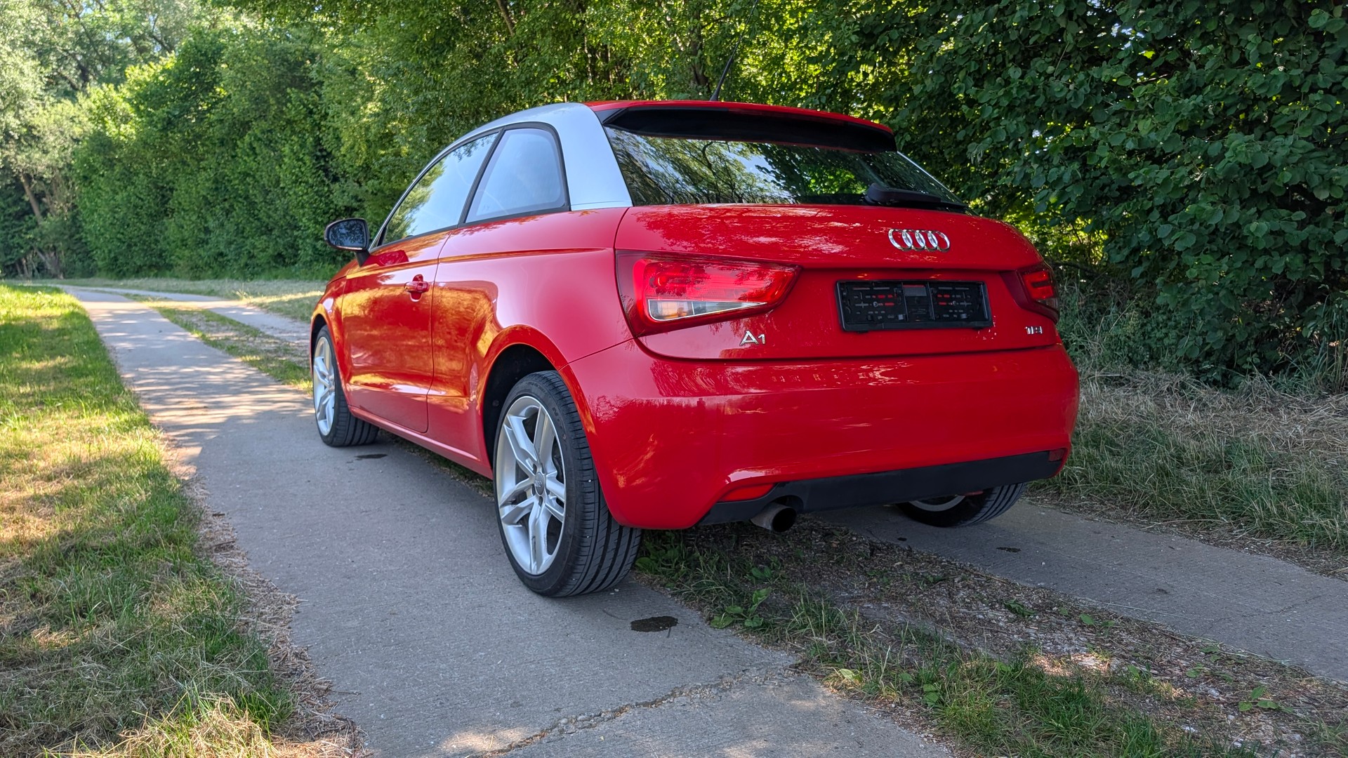 AUDI A1 1.2 TFSI Attraction Young-image-4