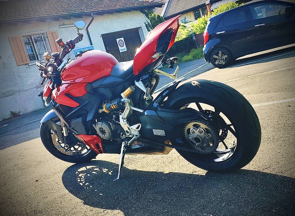 DUCATI Streetfighter V2-image-0