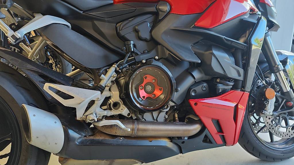 DUCATI Streetfighter V2-image-2