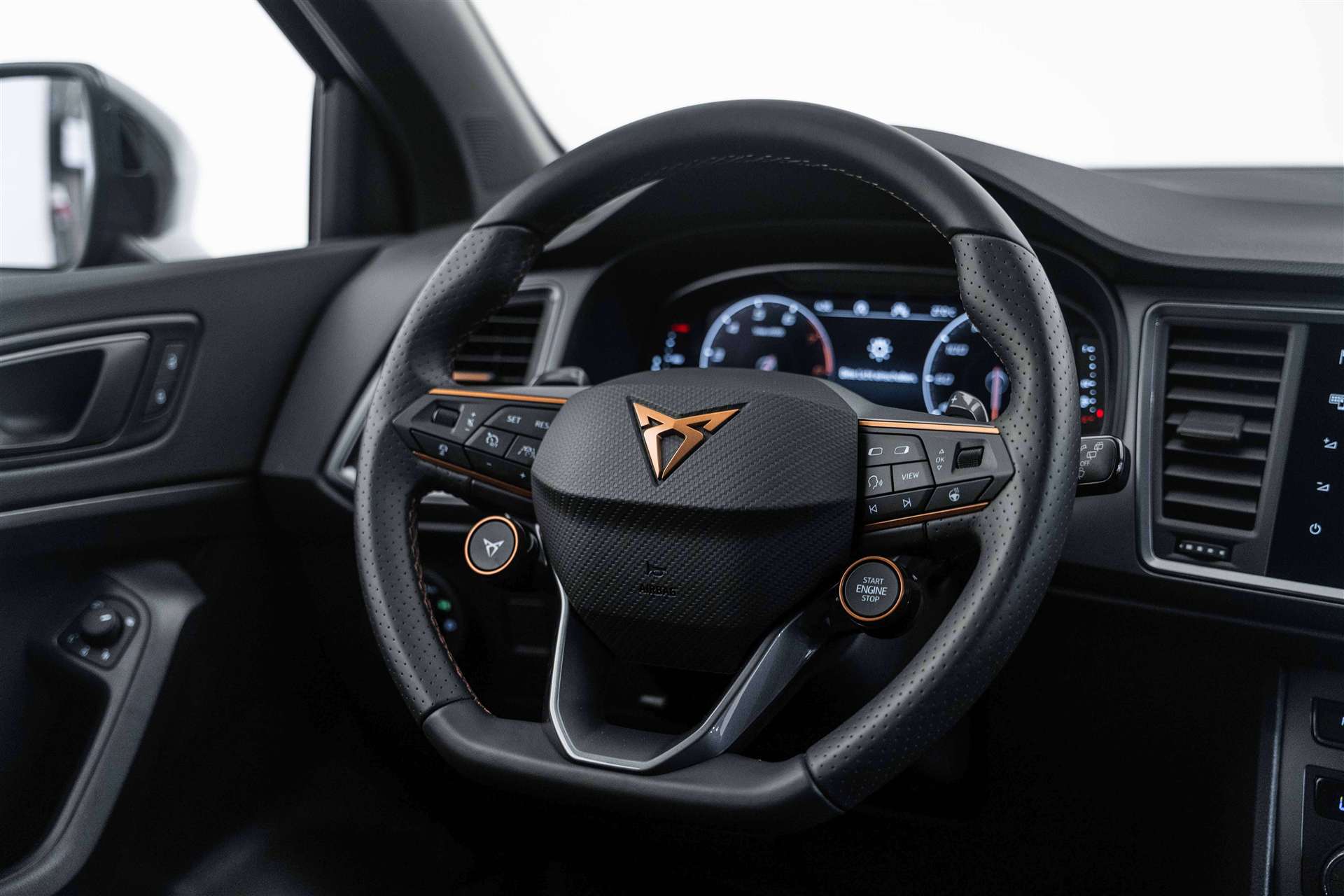 CUPRA Ateca 2.0TSI VZ 4Drive DSG 300PS-image-10