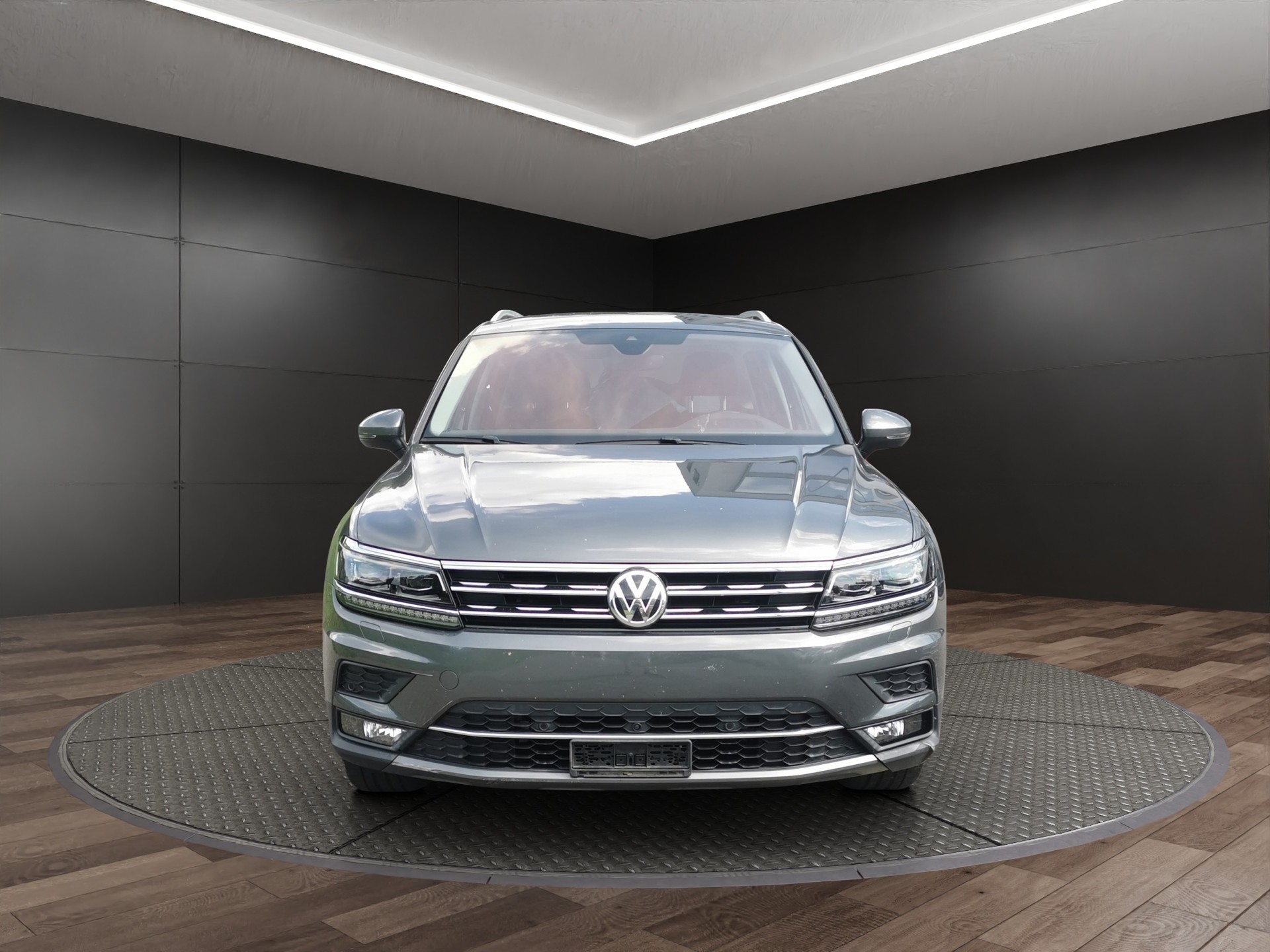 VW Tiguan 2.0 TDI SCR Highline 4Motion DSG-showroom-element-2