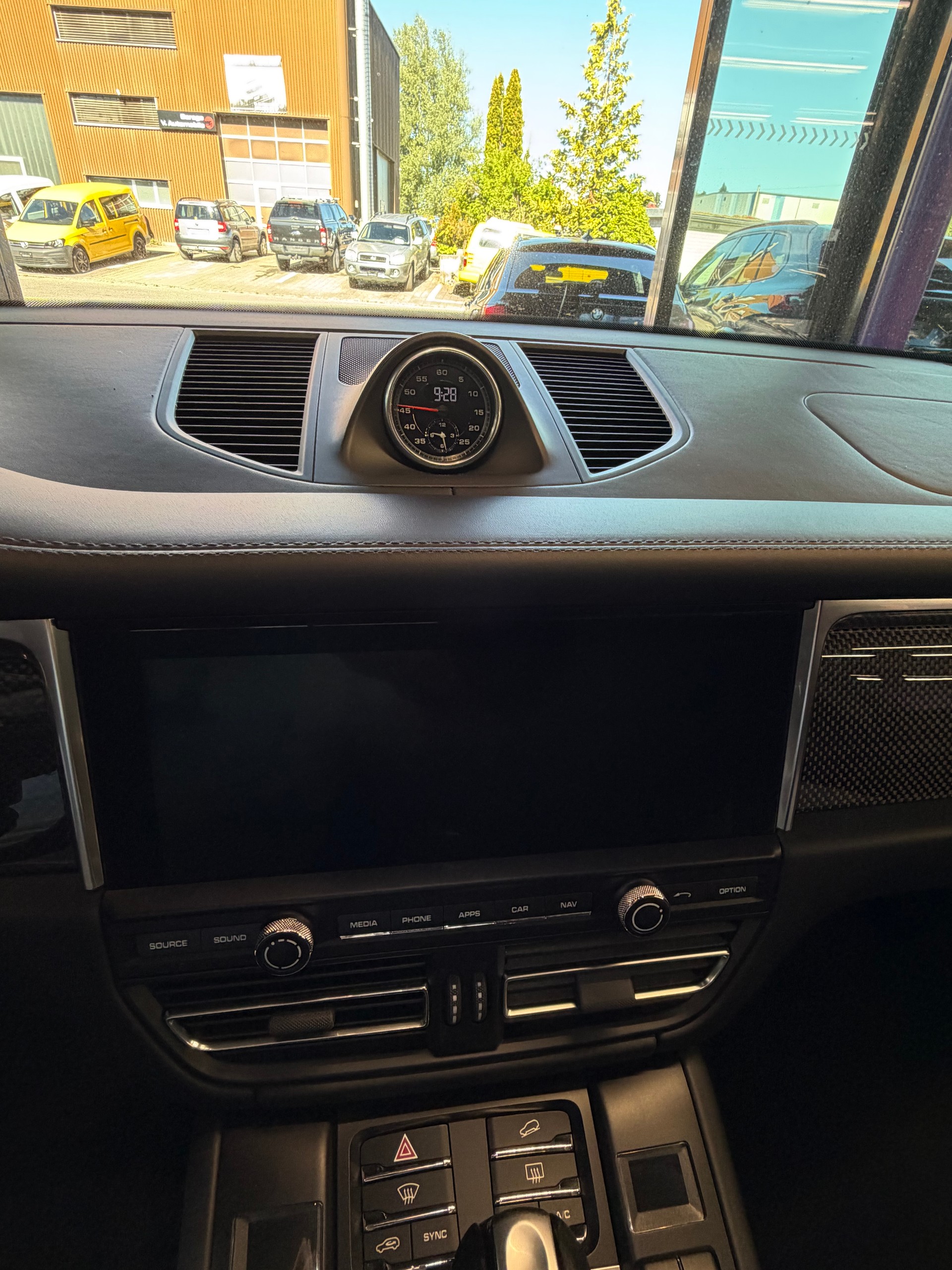 PORSCHE Macan S PDK-image-17