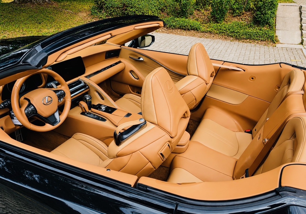 LEXUS LC 500 Cabriolet V8 excellence Automatic-image-4