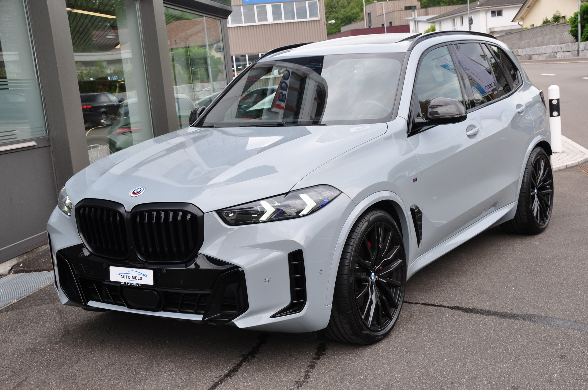 BMW X5 xDrive 48V 40d M Sport Pro Steptronic-image-13