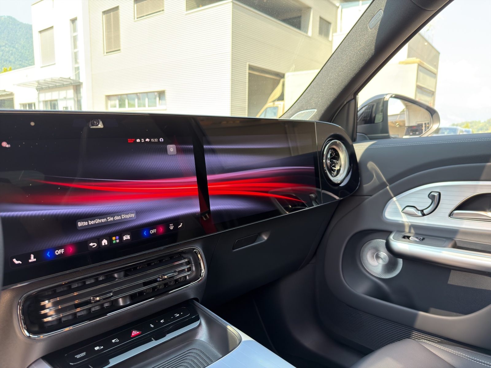 MERCEDES-BENZ GLB 220 4Matic 8G-Tronic-image-9