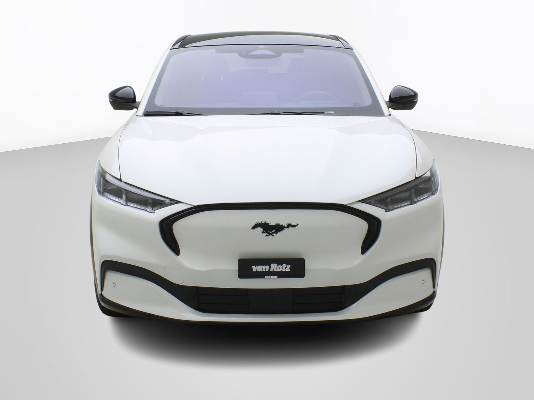 FORD Mustang Mach-E Standard AWD-image-5