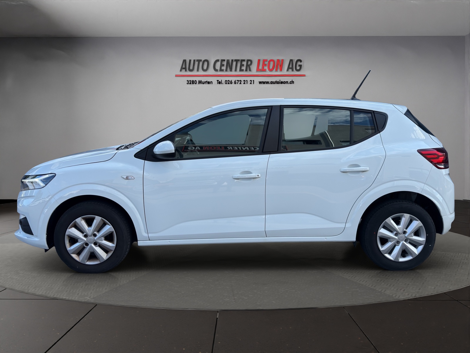 DACIA Sandero TCe 90 Expression CVT-showroom-element-2