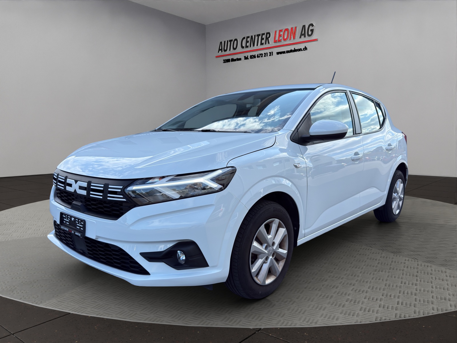 DACIA Sandero TCe 90 Expression CVT-showroom-element-1
