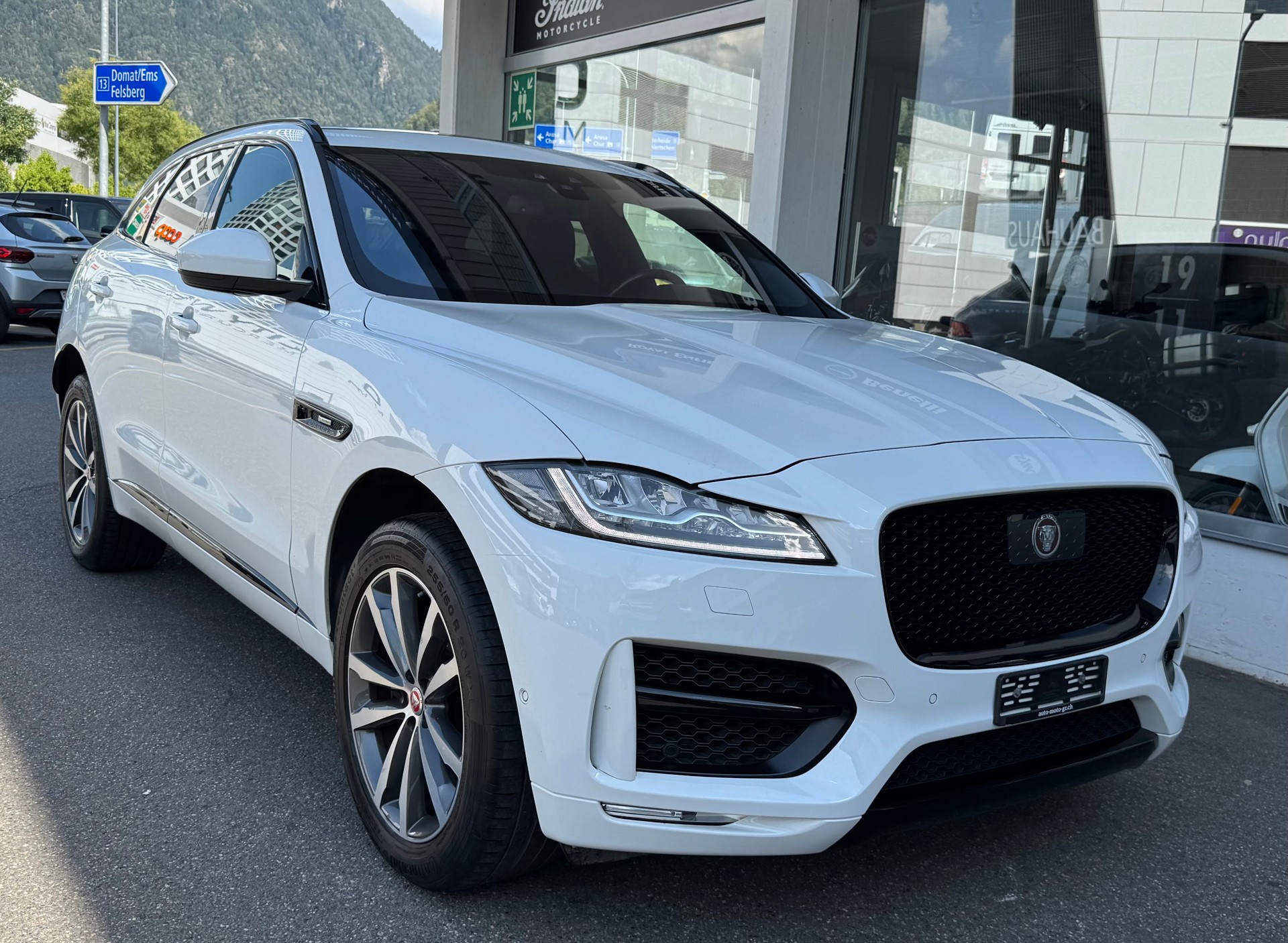JAGUAR F-Pace 30t 2.0 R-Sport AWD Automatik