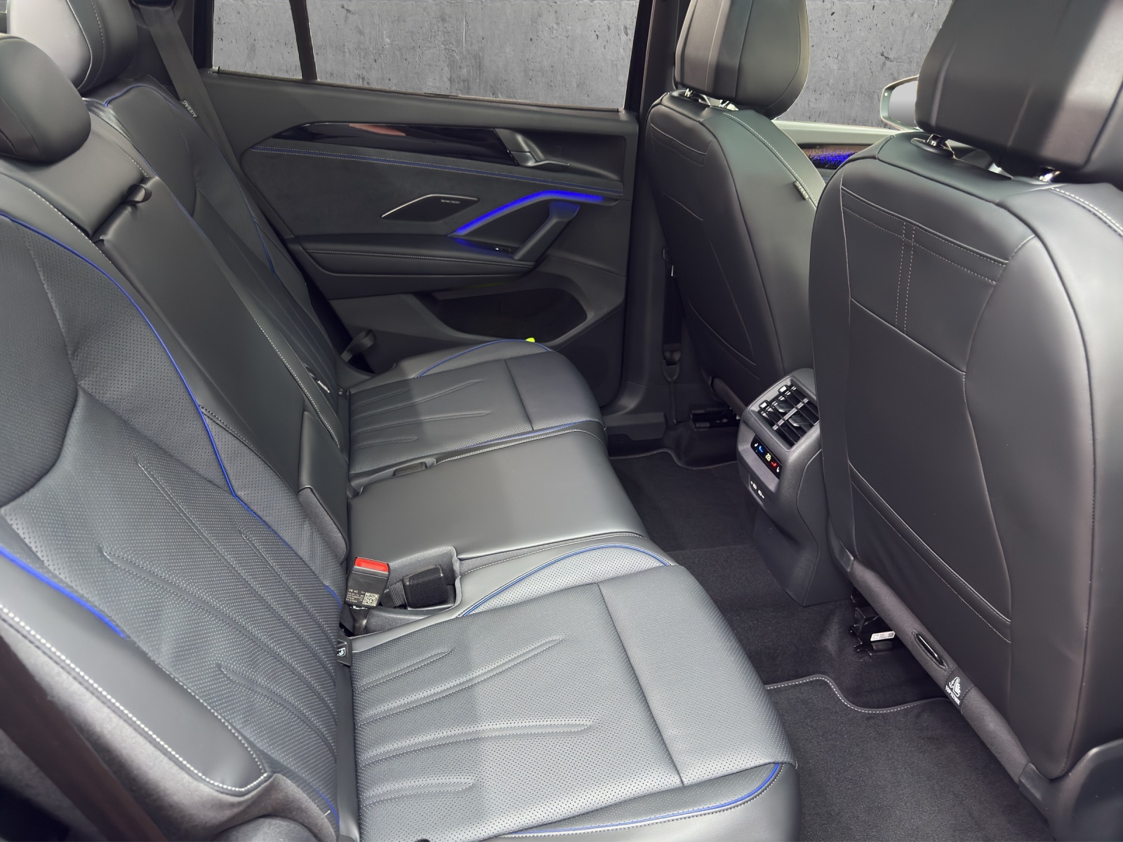 VW Tayron 2.0 TSI R-Line Plus DSG 4Motion-image-12