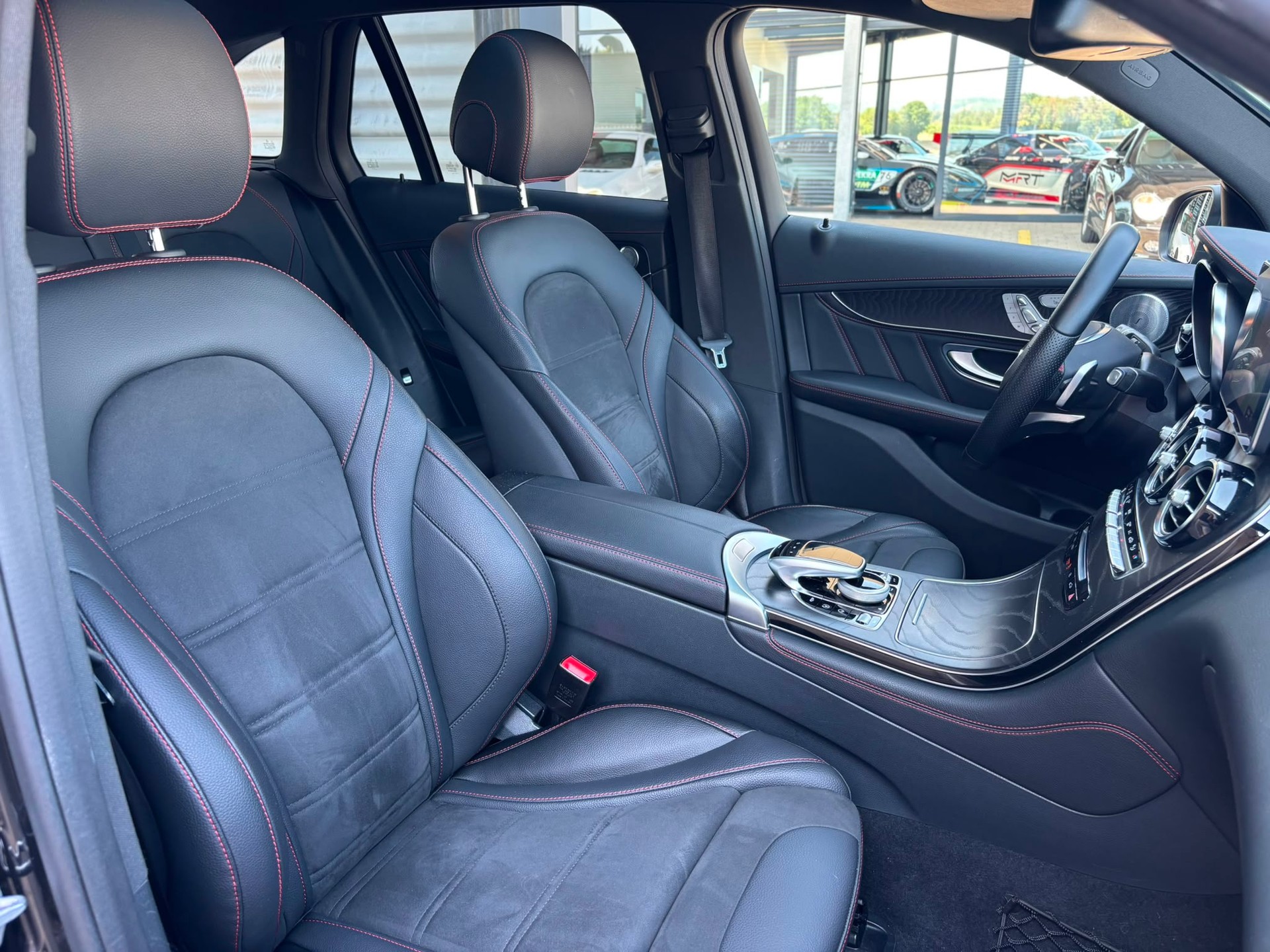 MERCEDES-BENZ GLC 43 AMG 4M-image-8
