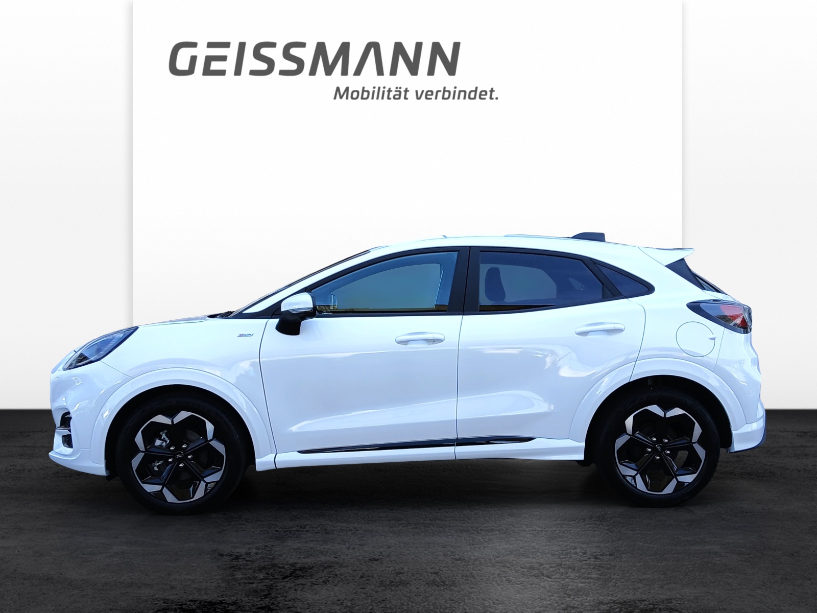 FORD Puma 1.0 EcoB Hybrid 155 ST-Line X Black & White Edition-showroom-element-1