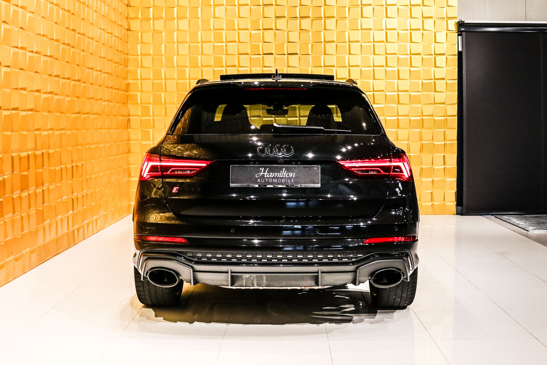 AUDI RS Q3 2.5 TFSI quattro S tronic-image-6