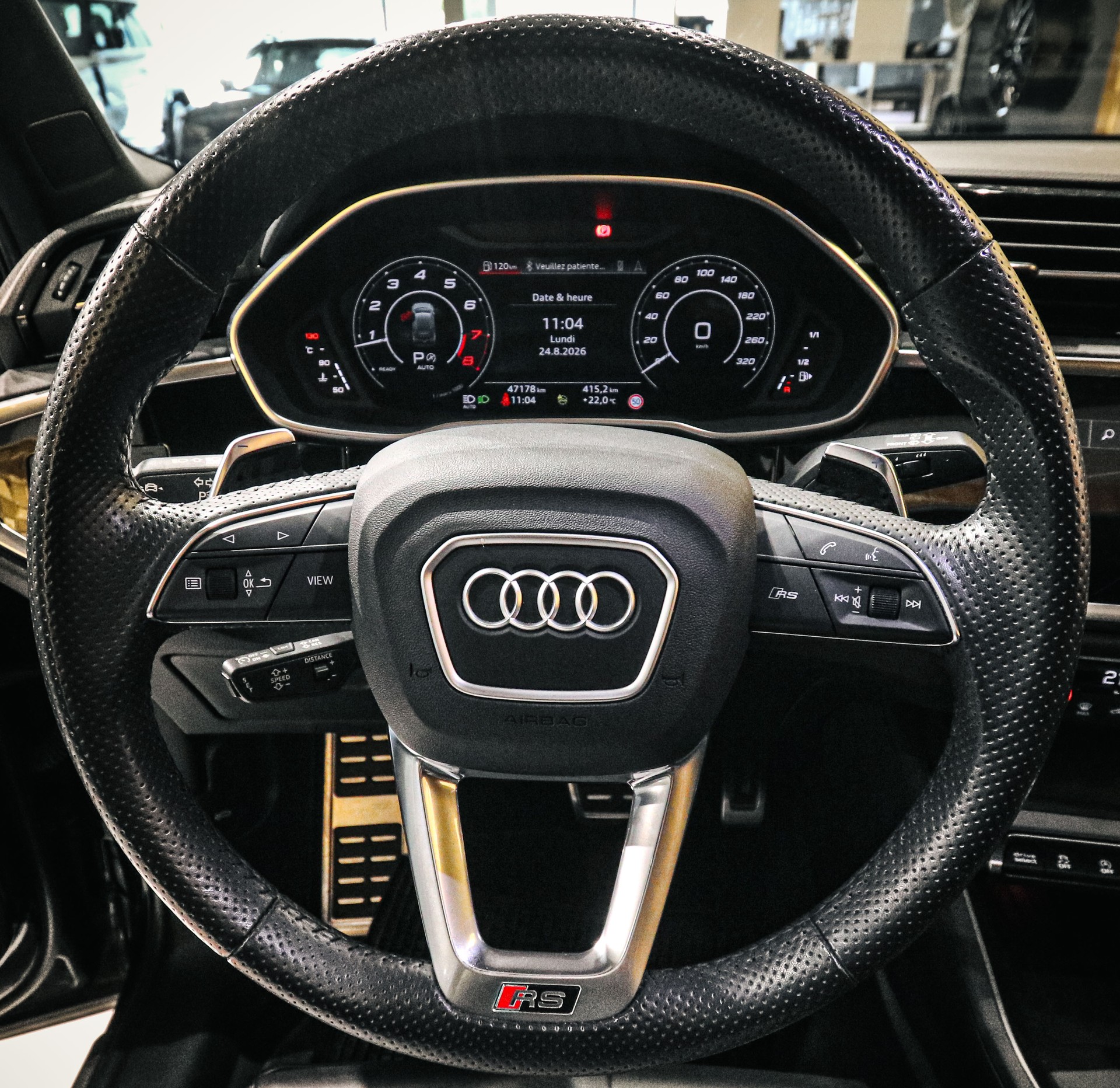 AUDI RS Q3 2.5 TFSI quattro S tronic-image-13