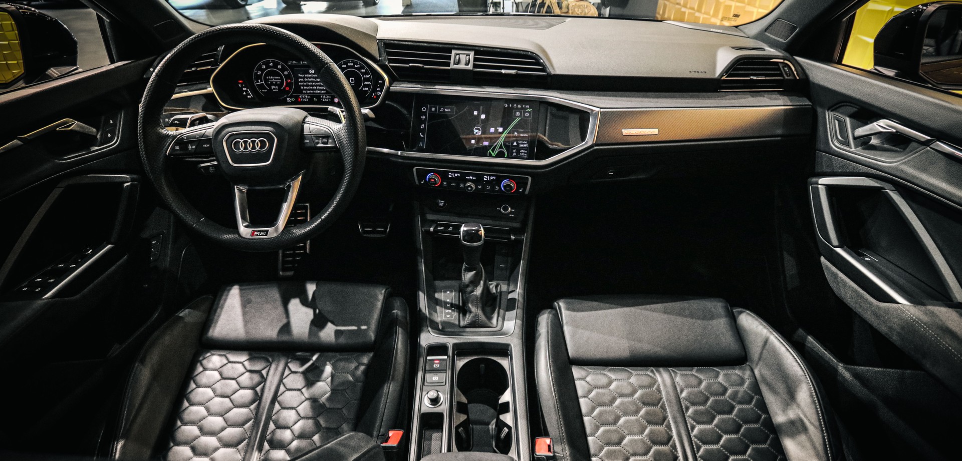 AUDI RS Q3 2.5 TFSI quattro S tronic-image-12