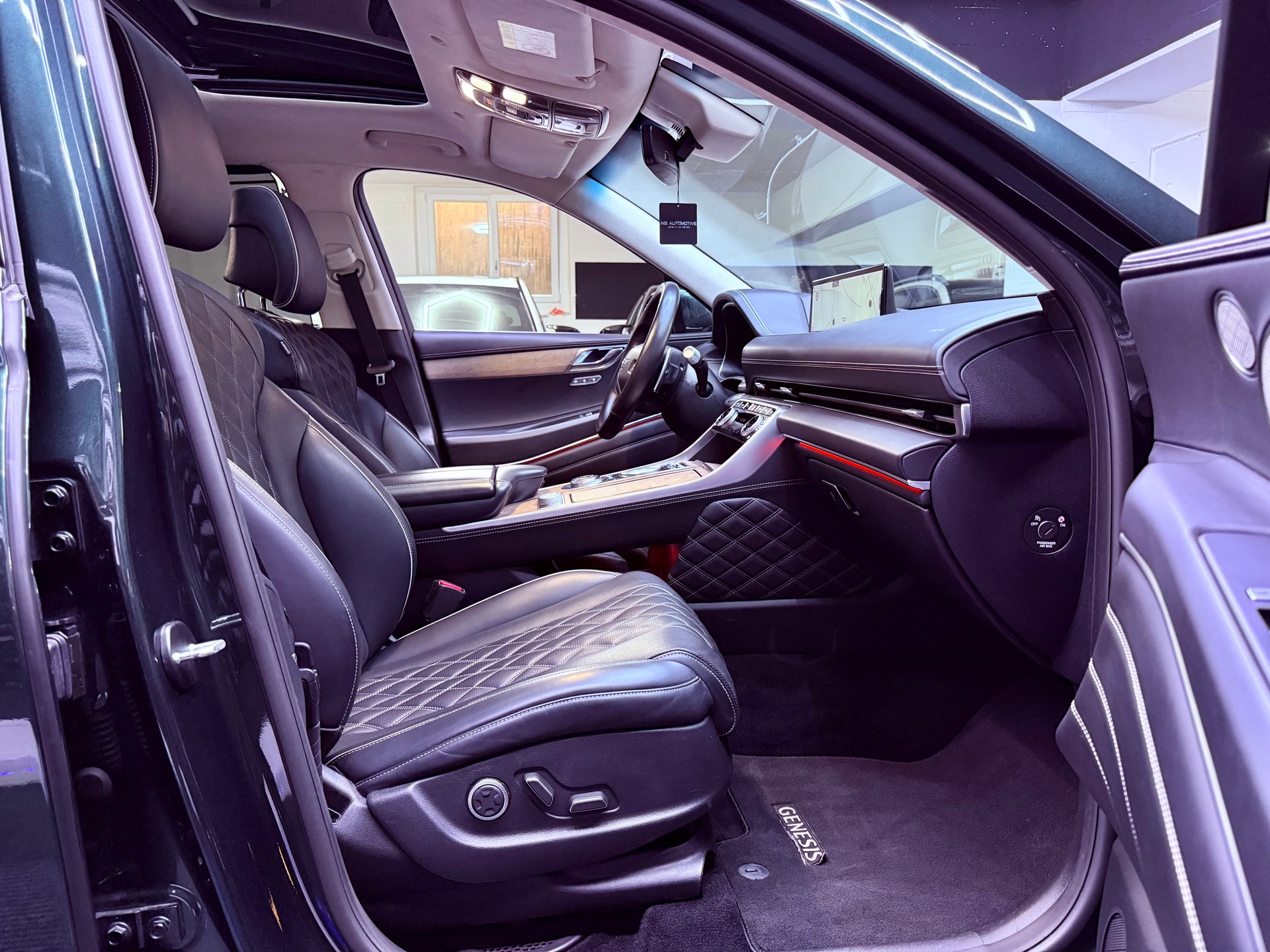 GENESIS GV80 2.5 TGDI Luxus AT8 AWD-image-28