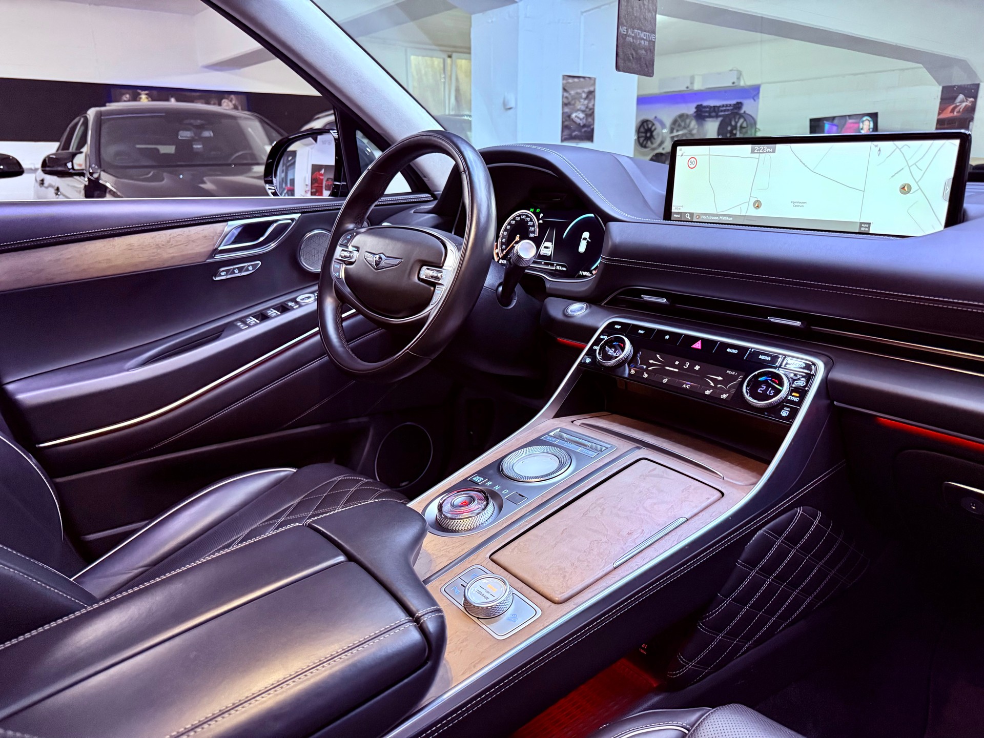 GENESIS GV80 2.5 TGDI Luxus AT8 AWD-image-22
