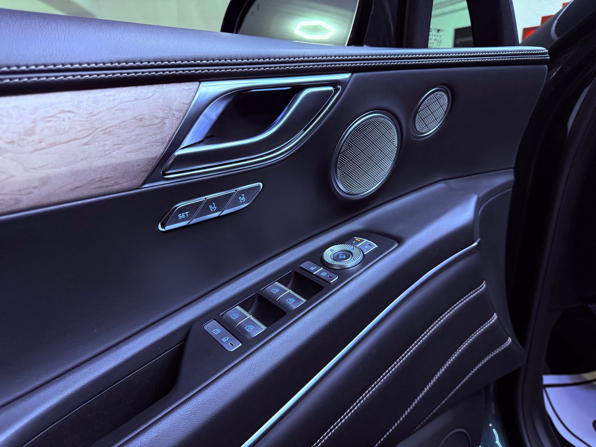 GENESIS GV80 2.5 TGDI Luxus AT8 AWD-image-29