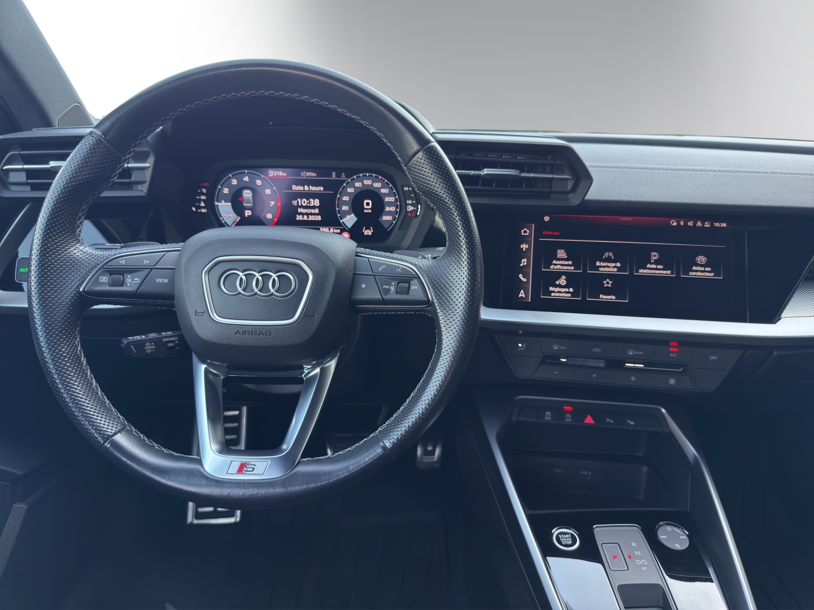 AUDI A3 Lim. 35 TFSI S-Line-image-11