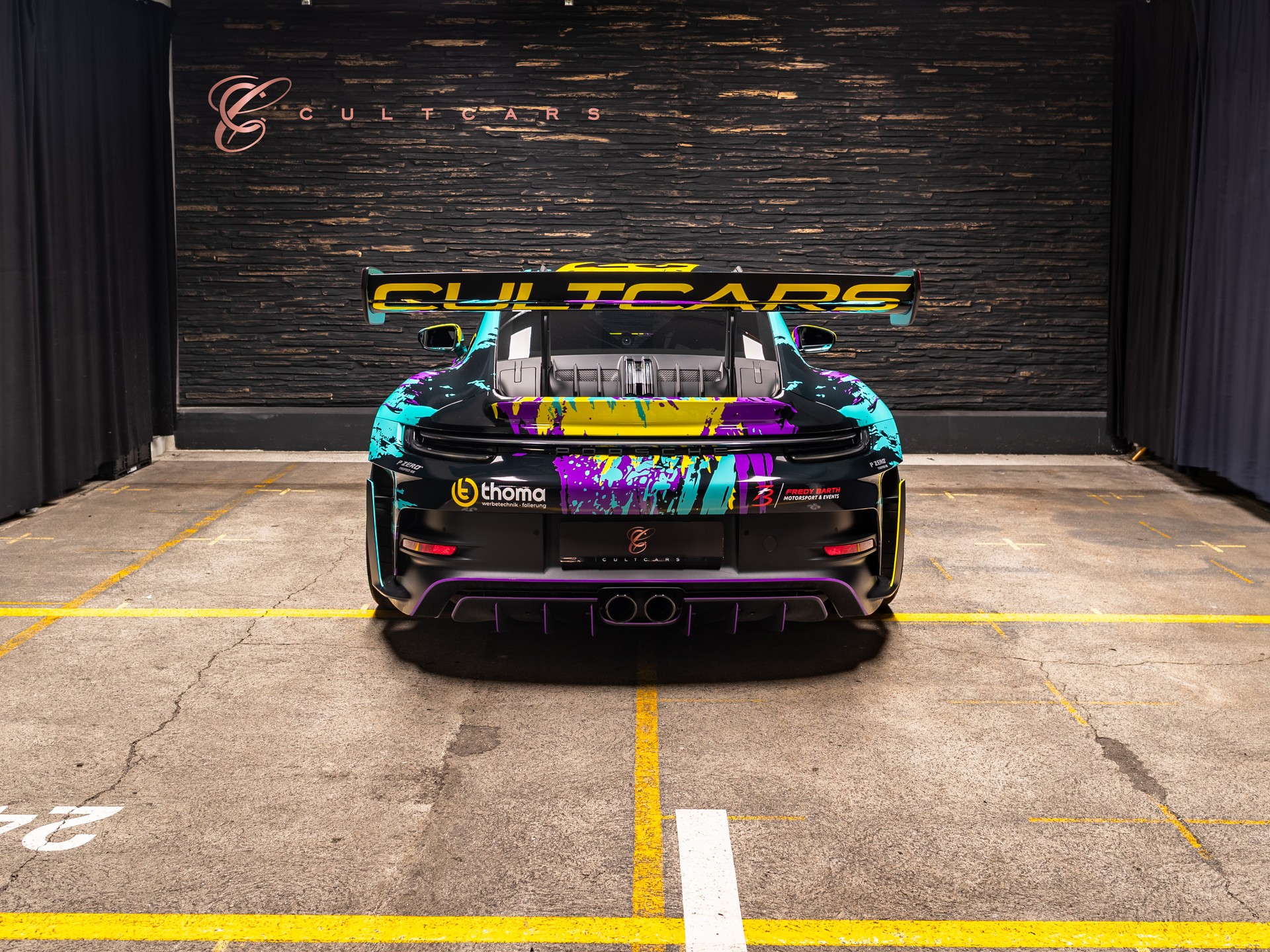 PORSCHE 911 GT3 RS-showroom-element-3