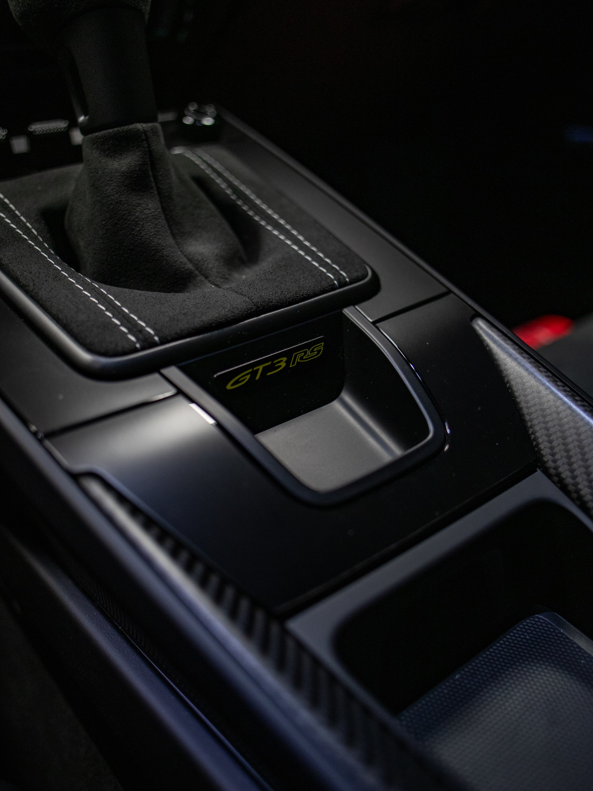 PORSCHE 911 GT3 RS-image-30