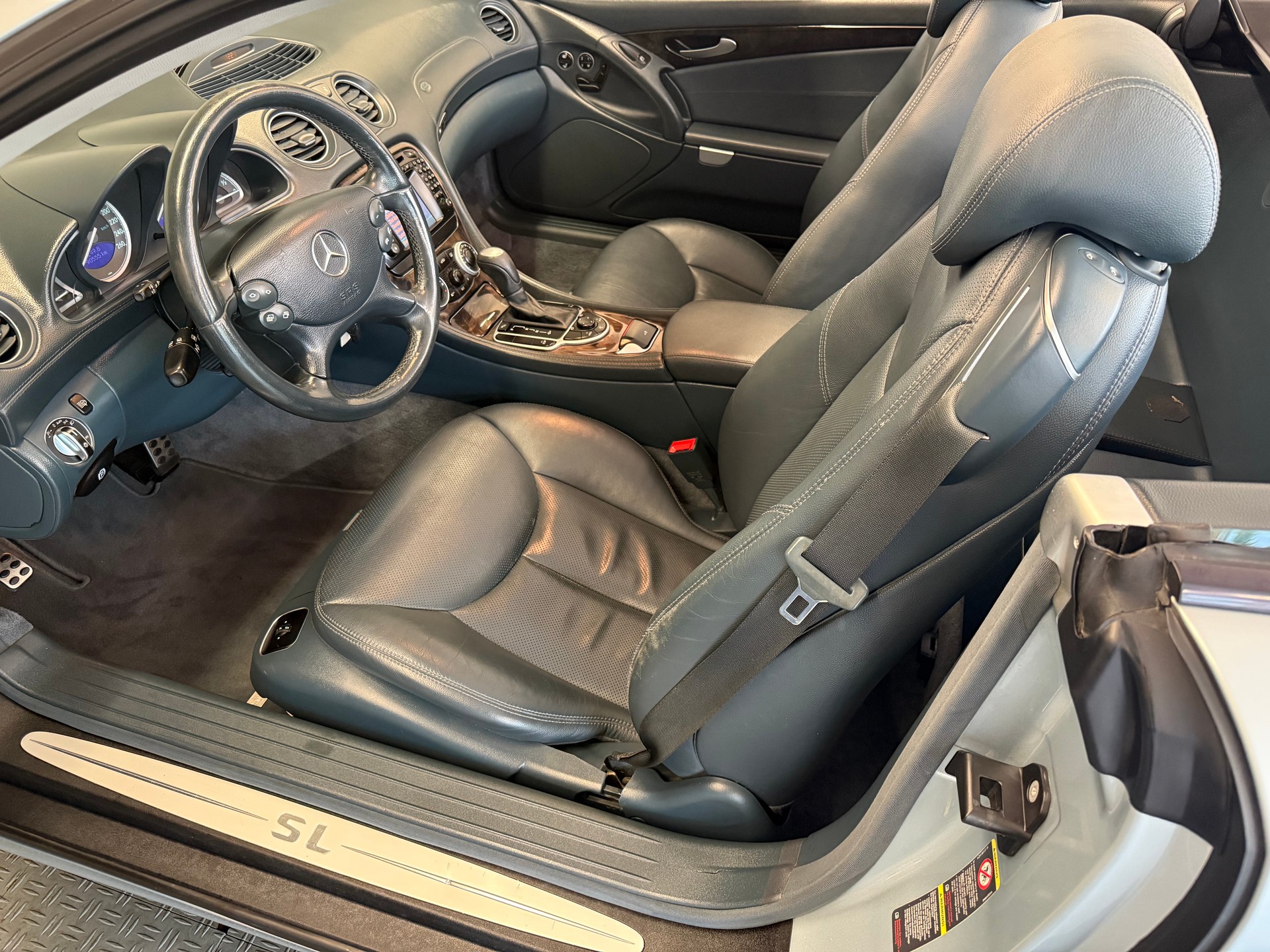 MERCEDES-BENZ SL 350-image-9