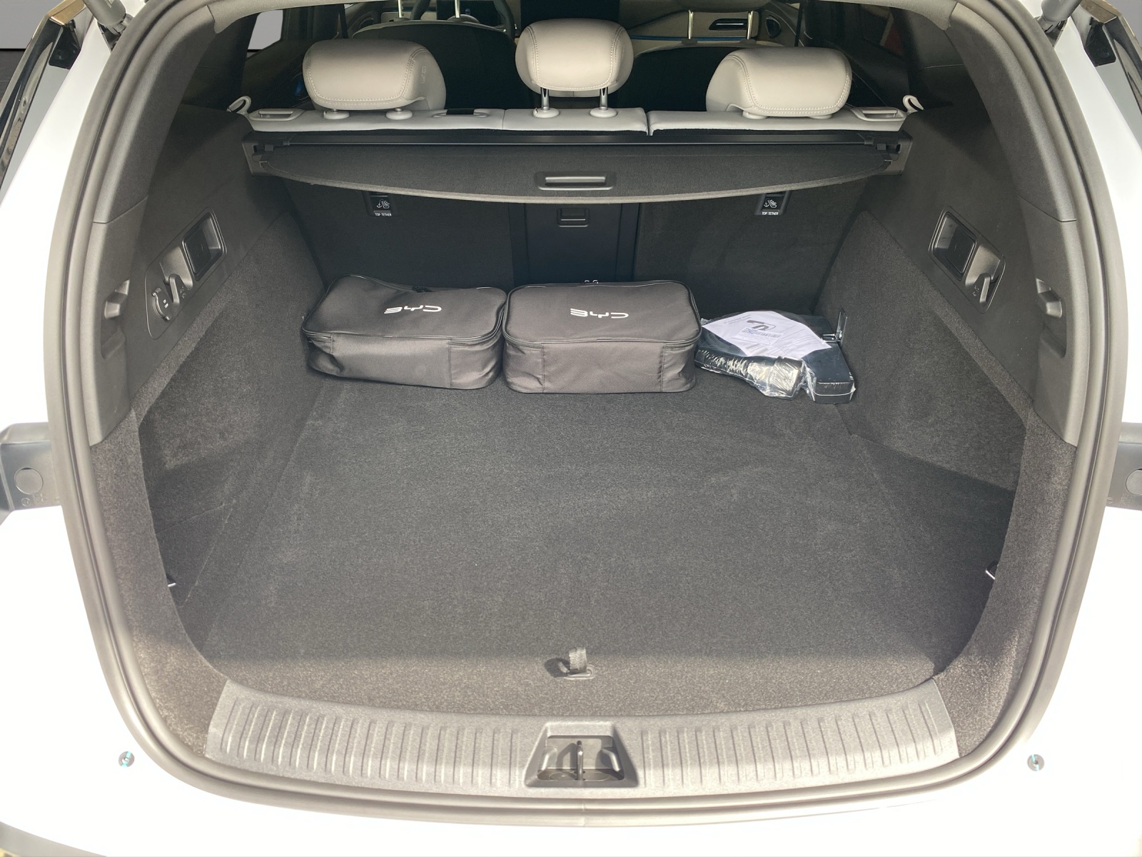 BYD Seal 6 DM-i Touring Comfort-image-5