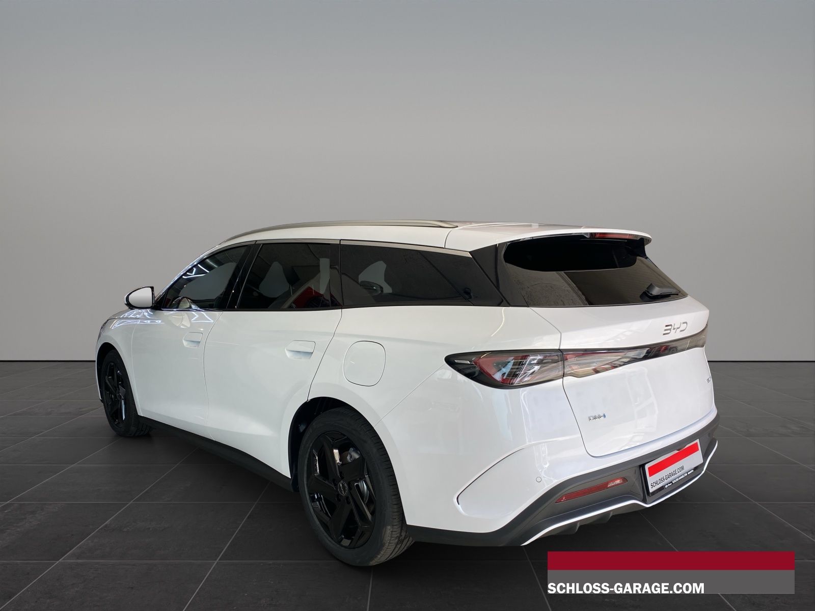 BYD Seal 6 DM-i Touring Comfort-showroom-element-3