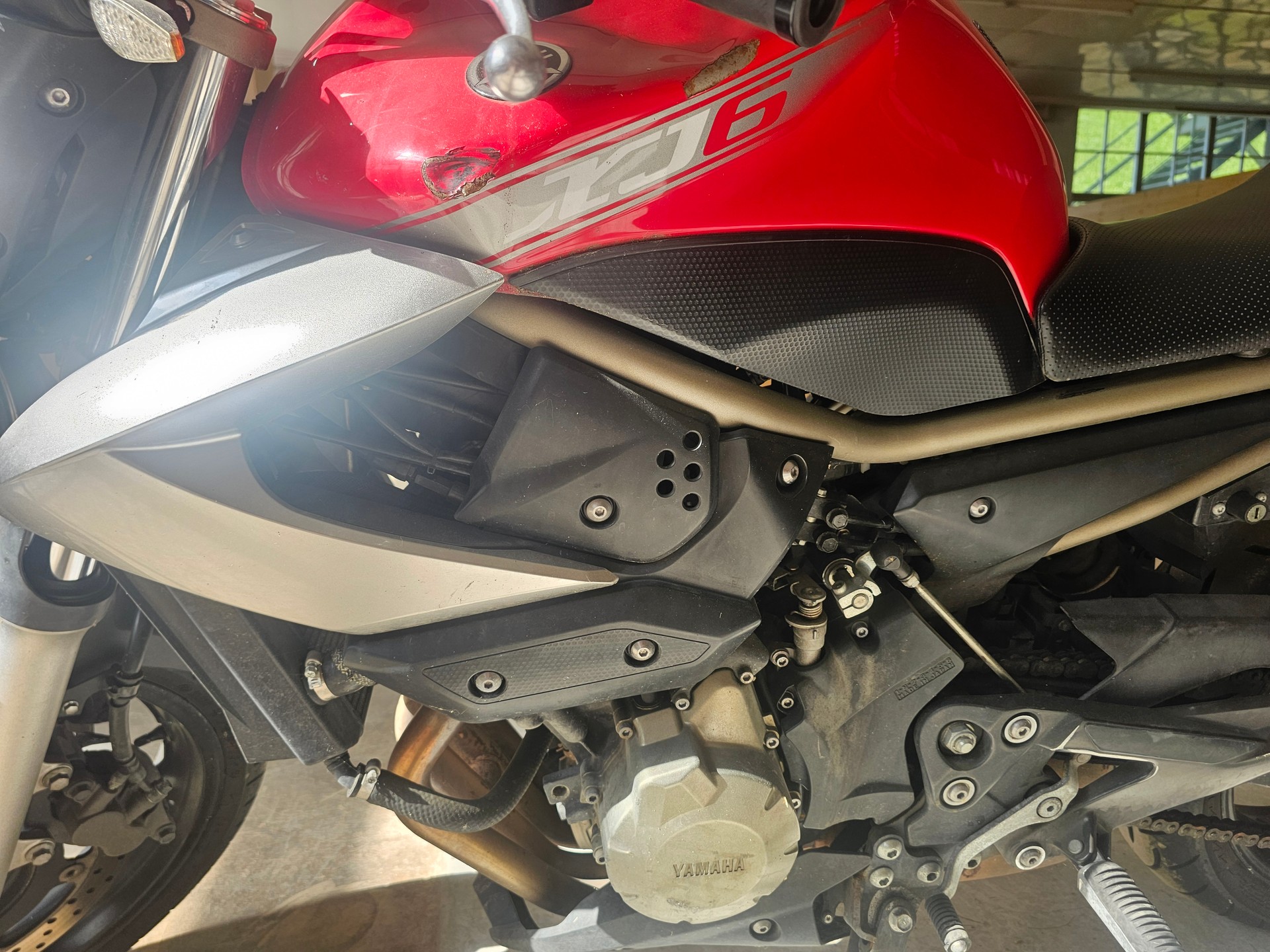 YAMAHA XJ 6 N ABS-image-4