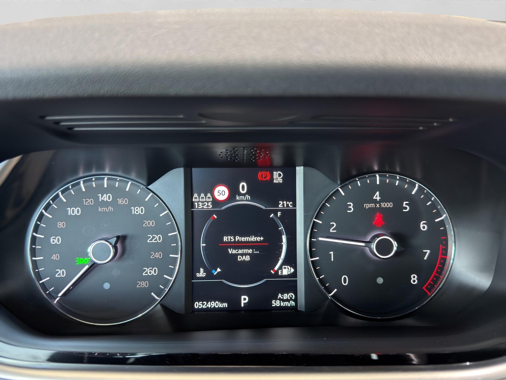 LAND ROVER Range Rover Evoque 2.0 T S-showroom-element-3